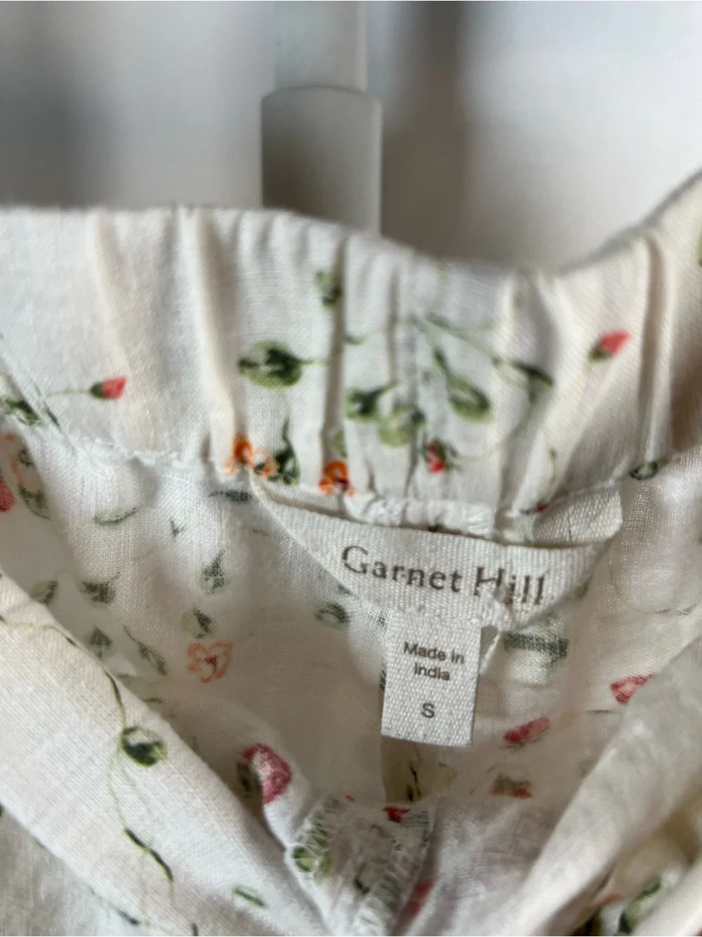 Garnet Hill 100% Linen Strawberry Print Pull On Shorts Womens Small Cottagecore